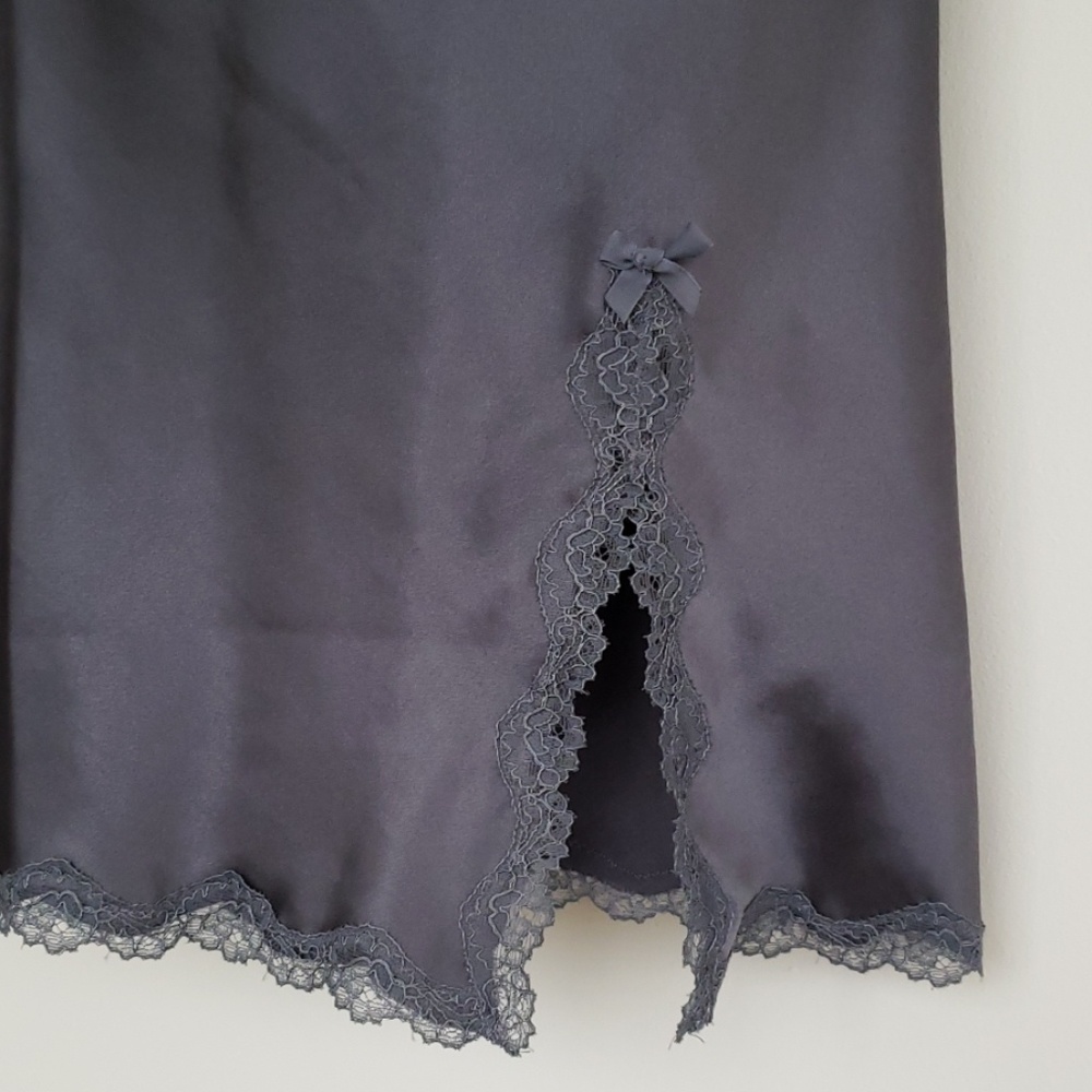 Victoria's Secret gray silky lace trim chemise XS - Picture 7 of 8